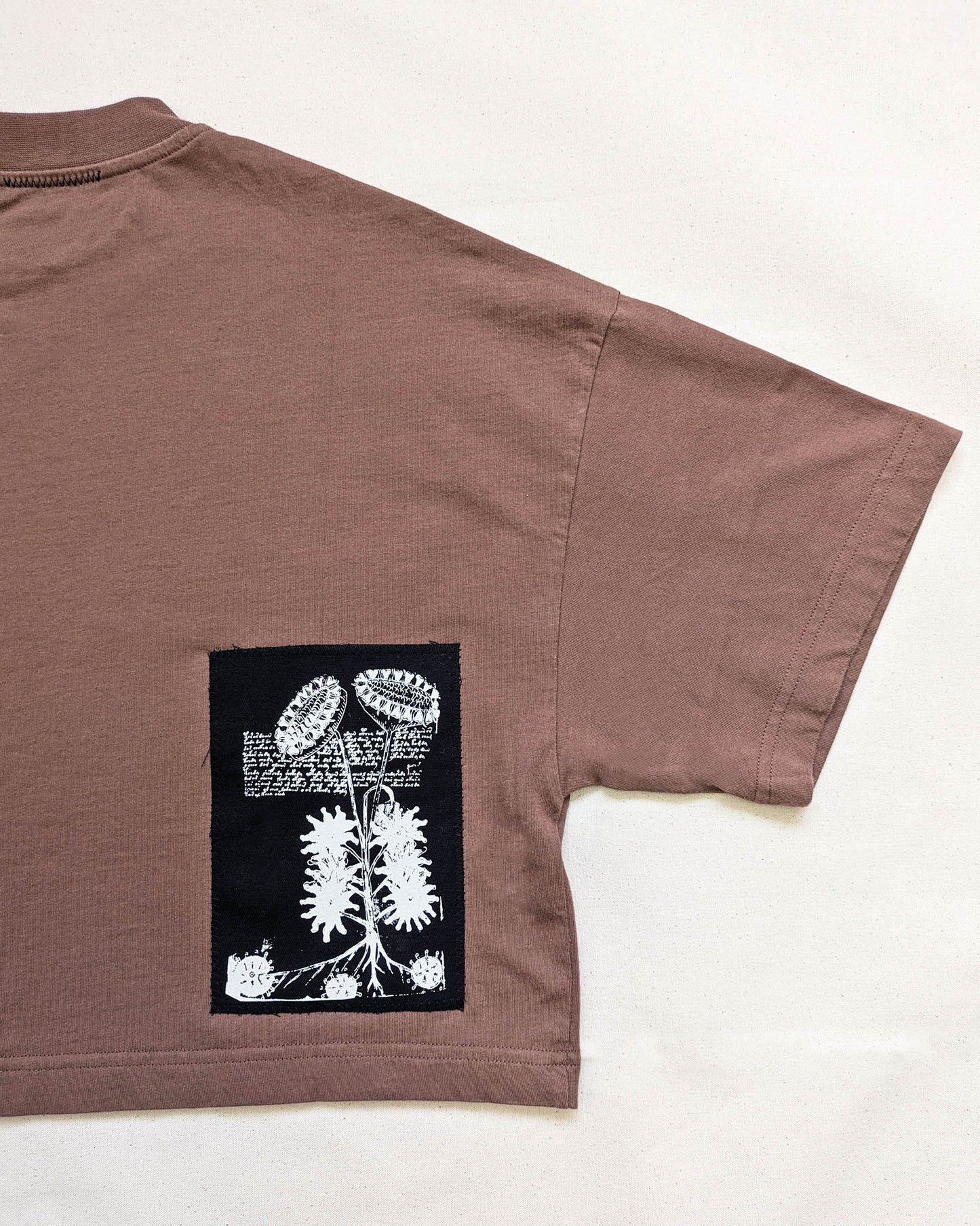 Botanics 04 Crop T-Shirt